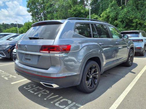 2022 Volkswagen Atlas 2.0T SE w/Technology