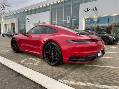 2020 Porsche 911 Carrera 4S