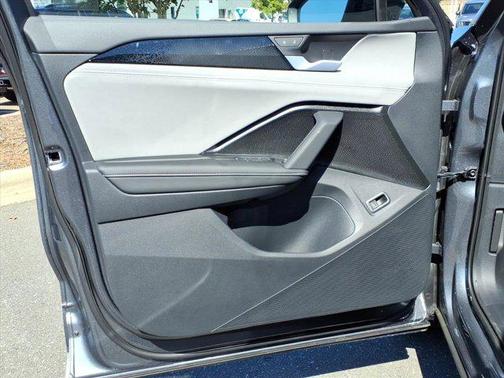 2025 Volkswagen Tiguan 2.0T SE R-Line Black 4MOTION