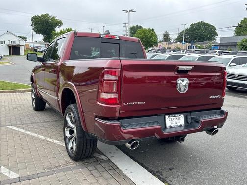 Delmonico Red Pearlcoat 2021 RAM 1500 Limited