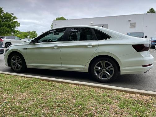 Pure White 2020 Volkswagen Jetta 1.4T R-Line