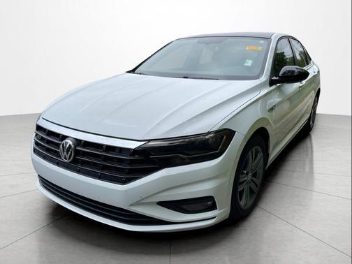 Pure White 2020 Volkswagen Jetta 1.4T R-Line