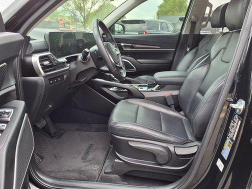 2024 Kia Telluride LX
