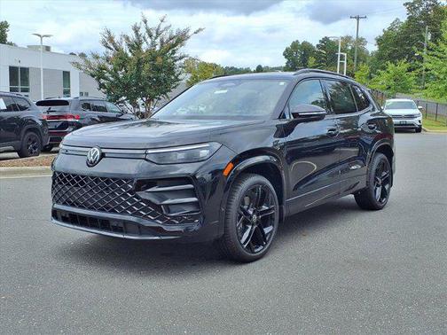 2025 Volkswagen Tiguan 2.0T SE R-Line Black 4MOTION