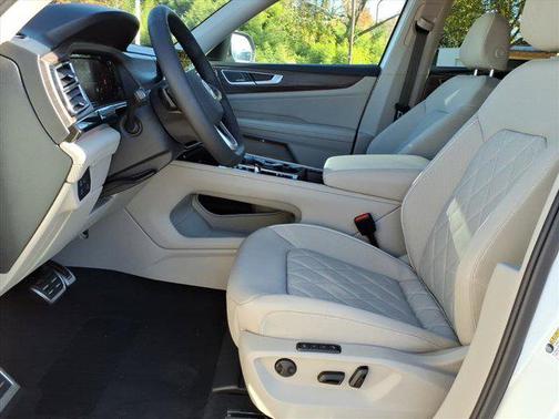 2026 Volkswagen Atlas 2.0T SEL Premium R-Line 4MOTION