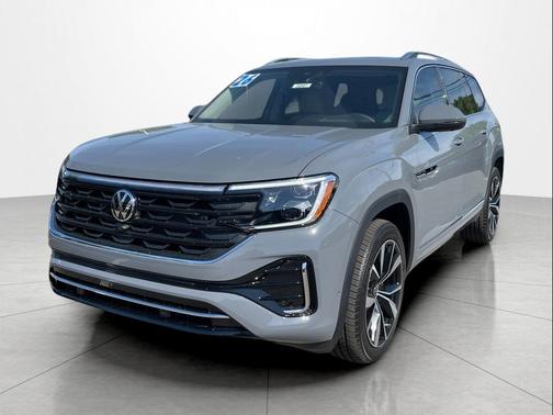 Pure Gray 2026 Volkswagen Atlas 2.0T SEL Premium R-Line 4MOTION