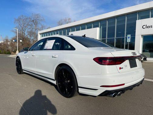 2023 Audi S8 4.0T