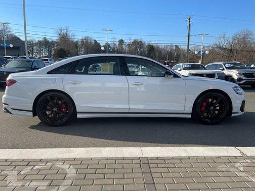 2023 Audi S8 4.0T