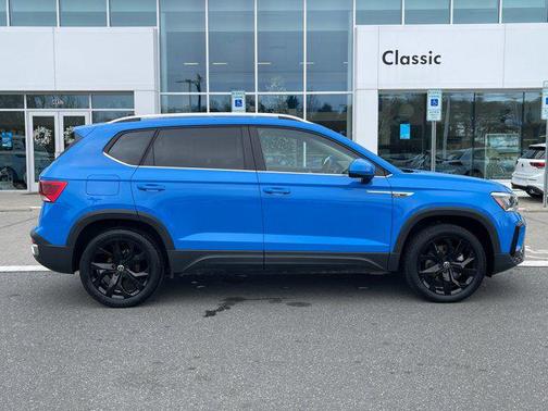 2023 Volkswagen Taos 1.5T SE