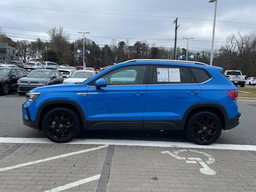 2023 Volkswagen Taos 1.5T SE