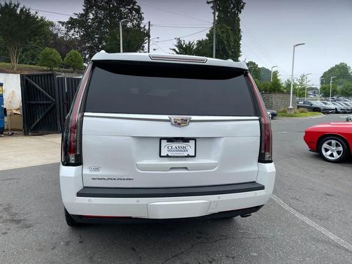 Crystal White Tricoat 2019 Cadillac Escalade Premium Luxury