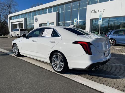 2021 Cadillac CT4 Luxury