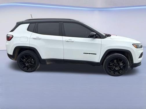 2023 Jeep Compass Altitude