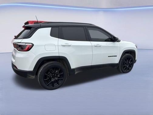 2023 Jeep Compass Altitude