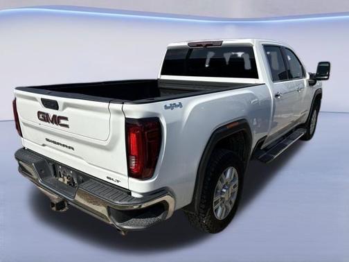 2022 GMC Sierra 2500 SLT