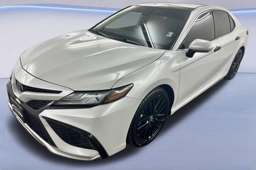 Pearl 2024 Toyota Camry XSE