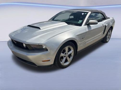 2011 Ford Mustang GT Premium