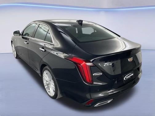2023 Cadillac CT4 Premium Luxury
