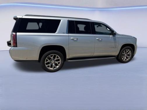 2017 GMC Yukon XL SLT