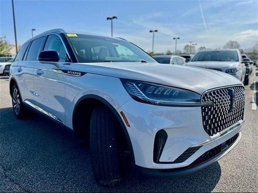 2025 Lincoln Aviator Premiere