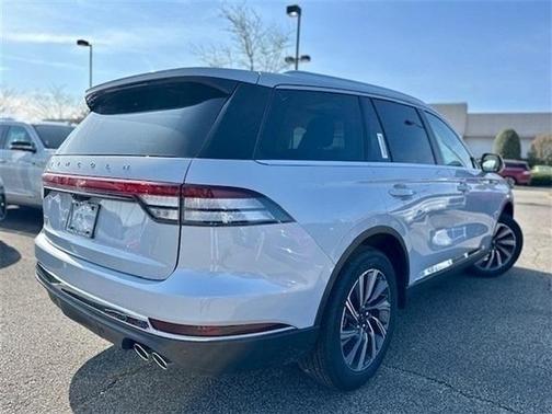 2025 Lincoln Aviator Premiere