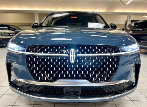 2025 Lincoln Nautilus Reserve