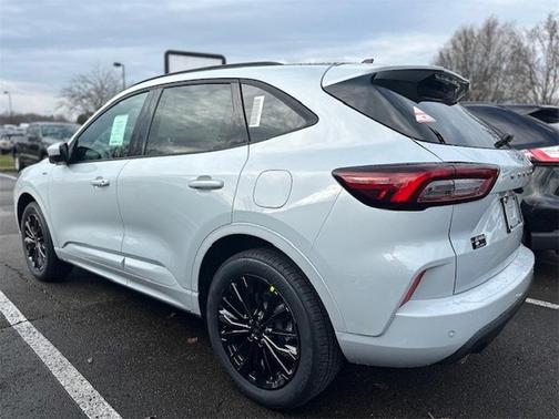 2025 Ford Escape ST-Line Elite