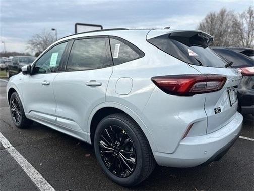 2025 Ford Escape ST-Line Elite