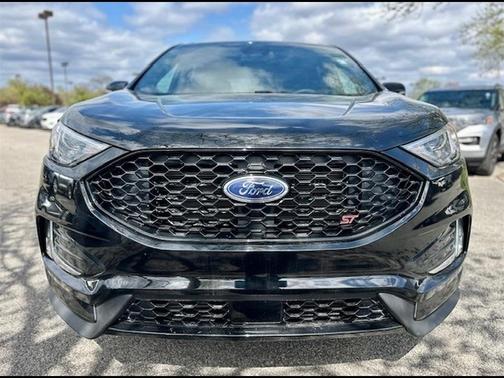 2024 Ford Edge ST