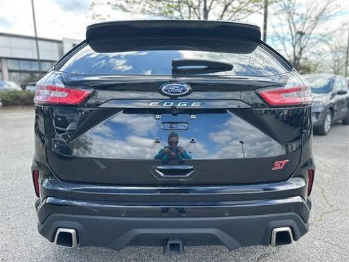 2024 Ford Edge ST