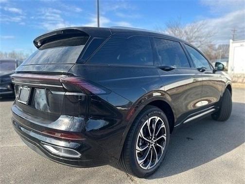2024 Lincoln Nautilus Reserve