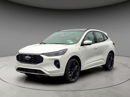 2025 Ford Escape ST-Line Elite