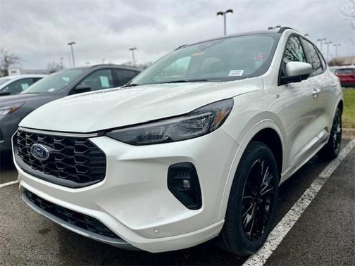 2025 Ford Escape ST-Line Elite