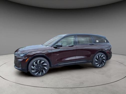 2025 Lincoln Nautilus Reserve
