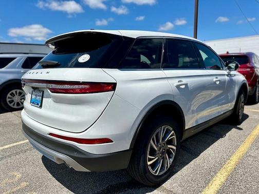 2025 Lincoln Corsair Premiere
