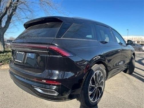 2025 Lincoln Nautilus Reserve