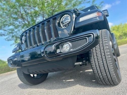 2021 Jeep Wrangler Unlimited Sahara Altitude