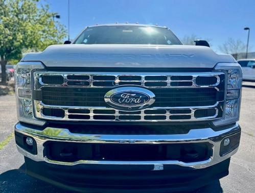 2025 Ford F-350 XLT