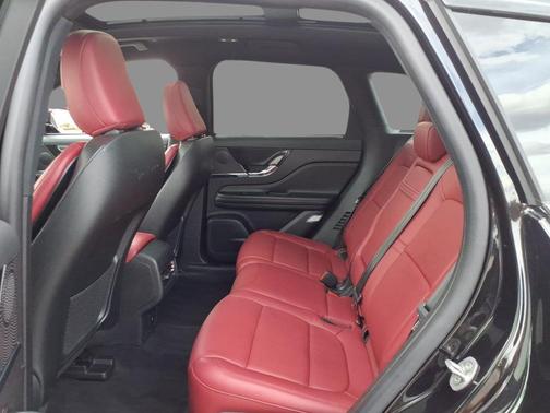 Infinite Black Metallic 2024 Lincoln Corsair Grand Touring