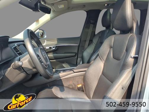 2020 Volvo XC90 T6 Momentum 7 Passenger
