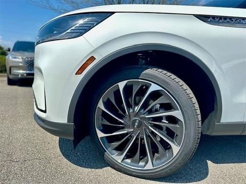 2025 Lincoln Aviator Reserve AWD