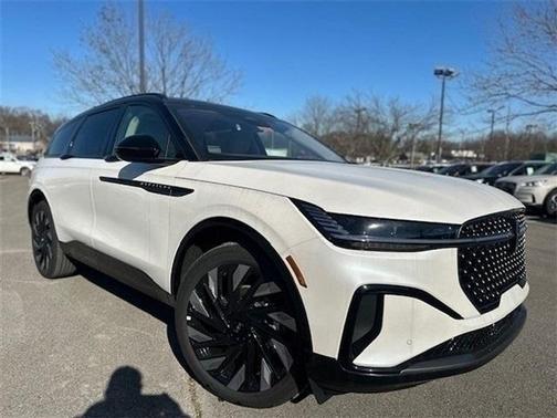 2025 Lincoln Nautilus Reserve