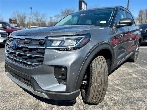 2025 Ford Explorer Active