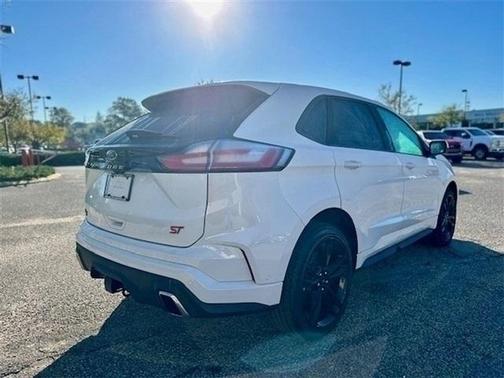 2024 Ford Edge ST