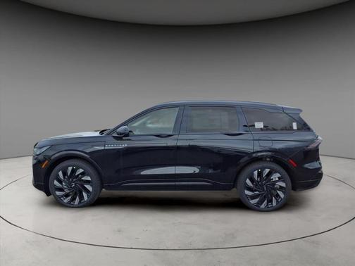 2025 Lincoln Nautilus Reserve