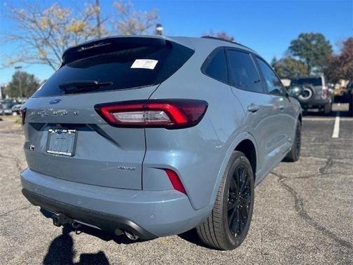 2025 Ford Escape ST-Line Elite
