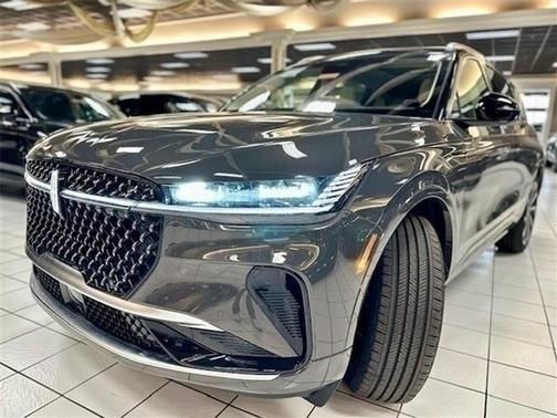 2025 Lincoln Nautilus Black Label