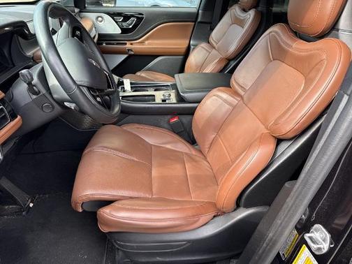 INFINITE BLACK MET CC 2023 Lincoln Aviator RESERVE