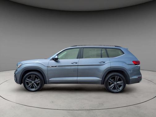 2021 Volkswagen Atlas 3.6 V6 SE w/ Technology R-Line