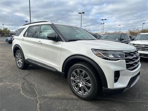 2025 Ford Explorer Active